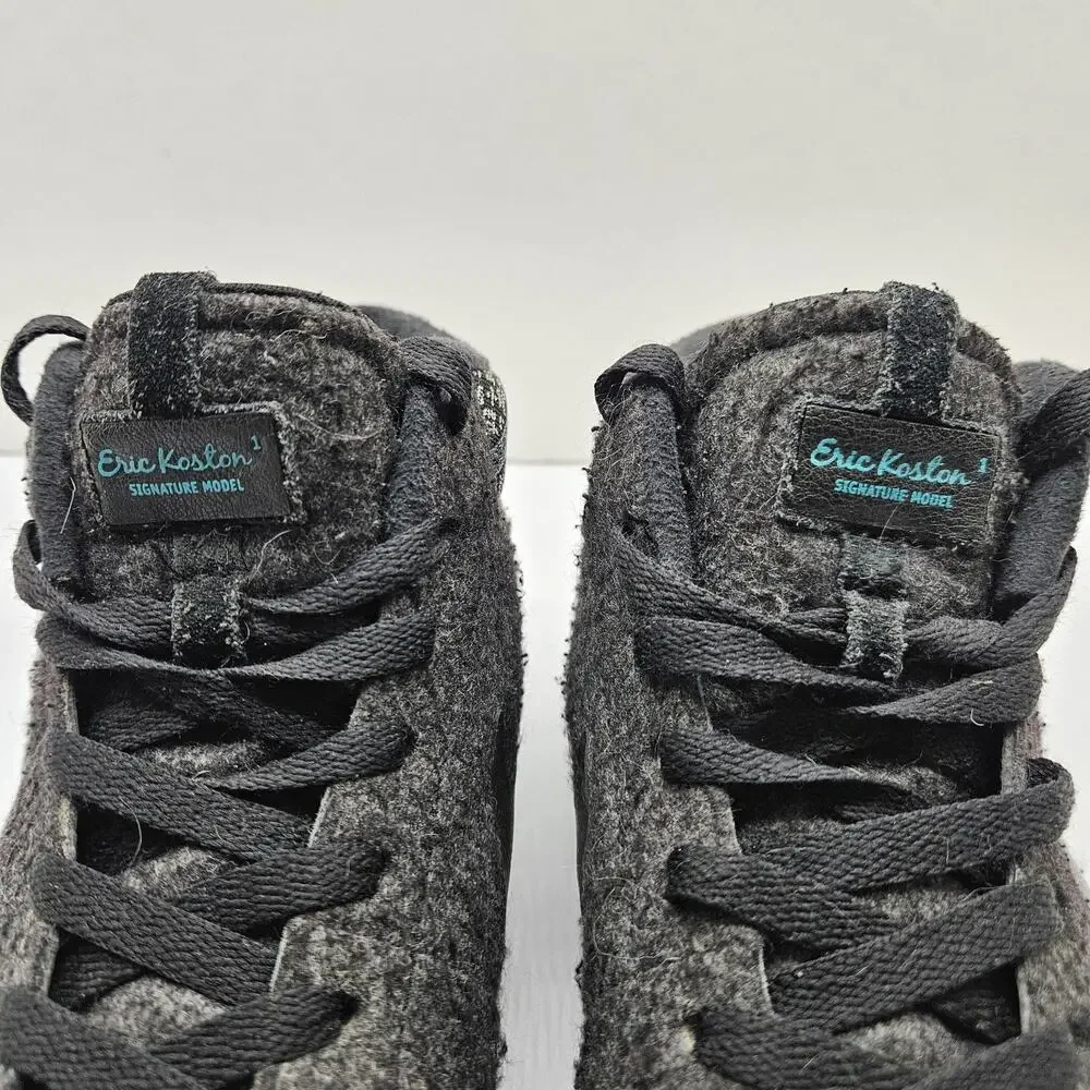 Nike SB Eric Koston Mid Warmth Sneaker, Men’s Size 9 Gray Pixel Reindeer